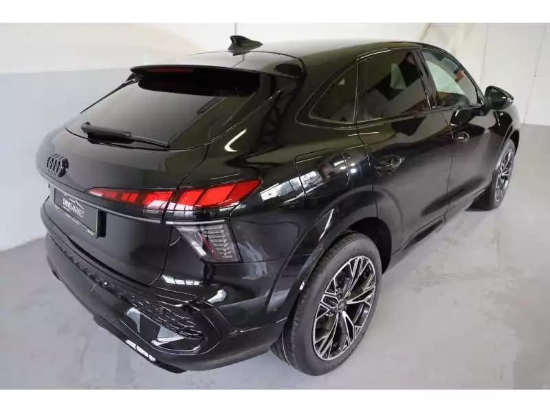 Audi Q3 Sportback - Photo 1