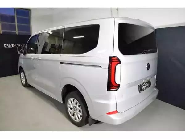 Volkswagen T7 Caravelle Style Court 9P - Photo 2