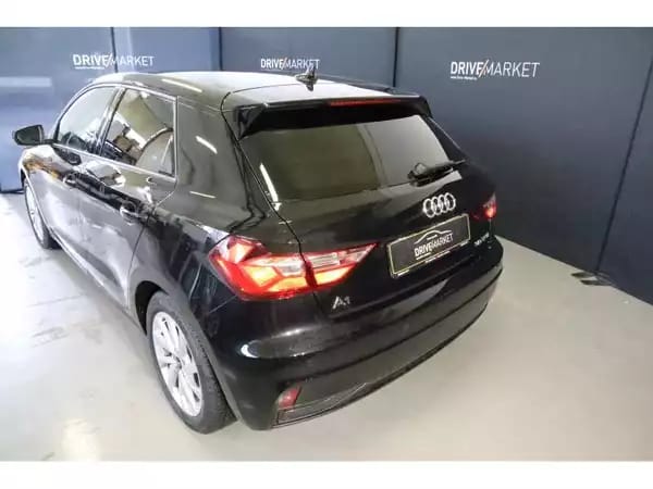 Audi A1 Advanced - Photo 2