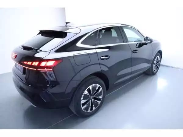 Audi Q3 Sportback - Photo 2