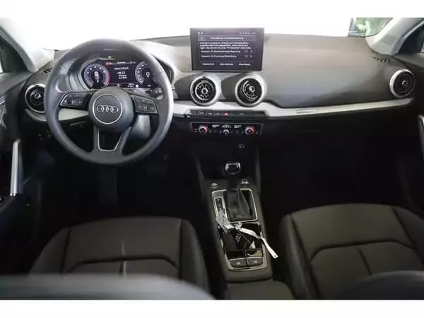 Audi Q2 S-Line - Photo 2