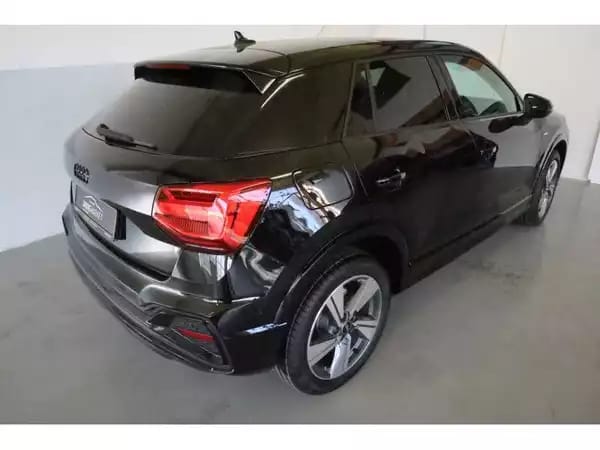 Audi Q2 S-Line - Photo 2