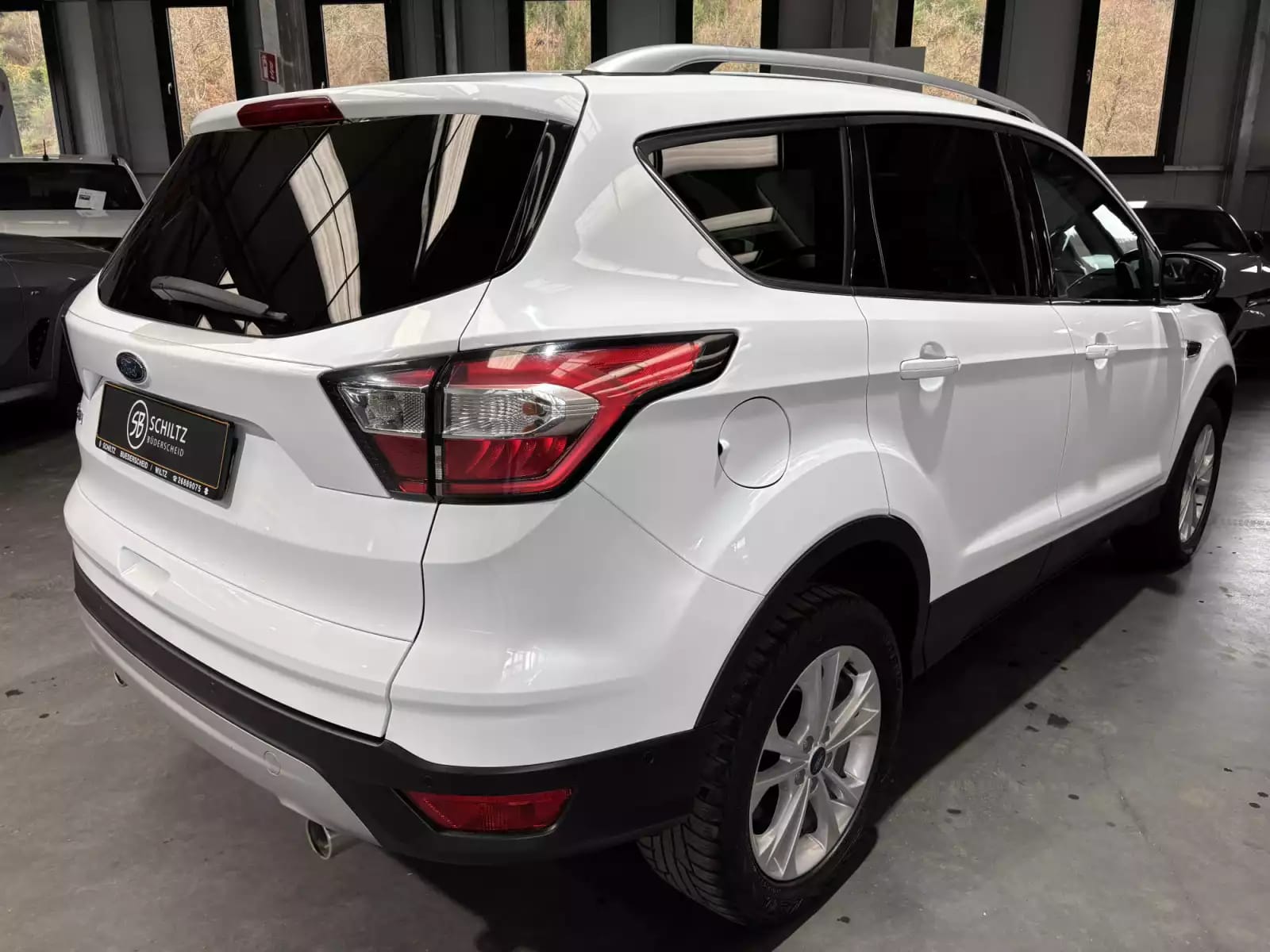 Ford Kuga 2.0 TDCi 150ch Titanium 2WD - Photo 1