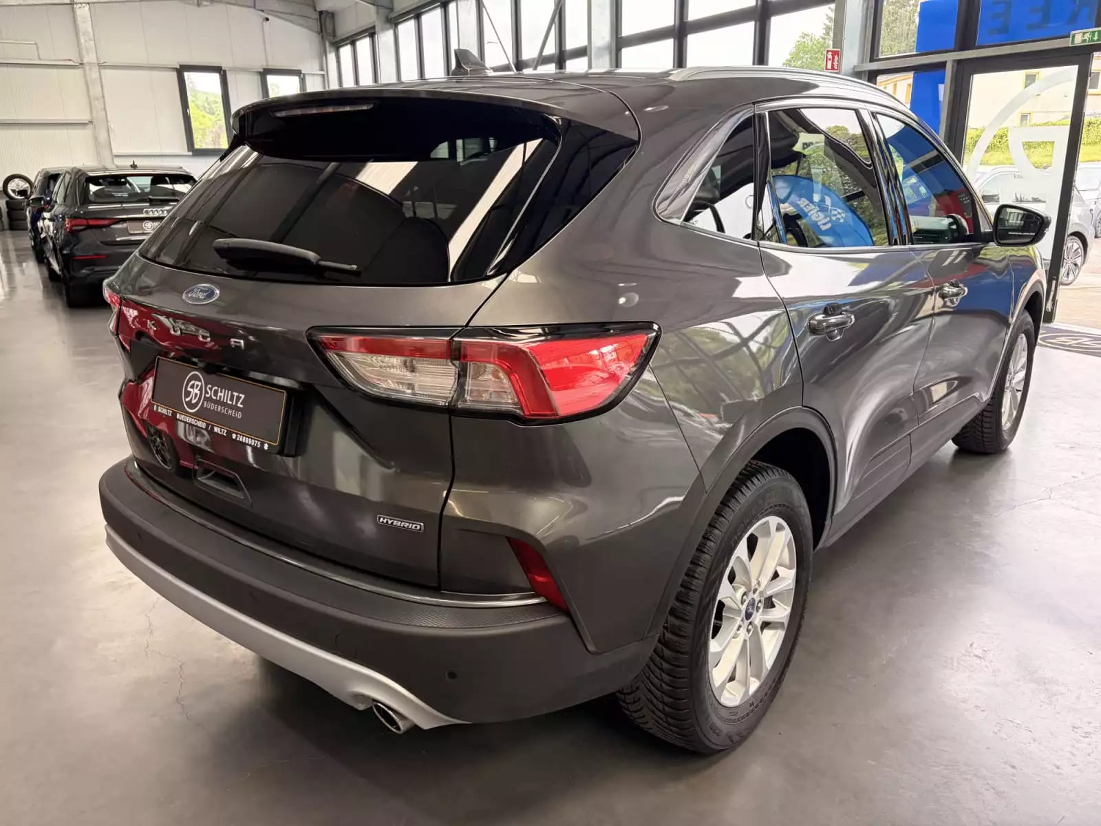 Ford Kuga 2.5 Titanium Hybrid - Photo 1
