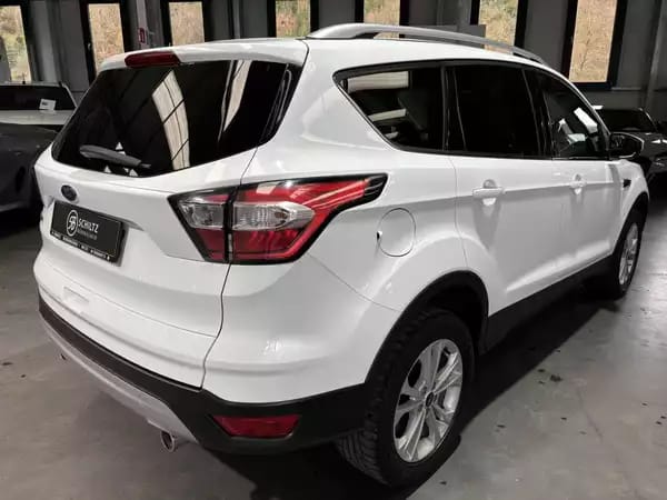Ford Kuga 2.0 TDCi 150ch Titanium 2WD - Photo 2