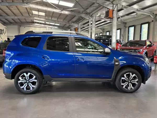 Dacia Duster 1.5 dCi 116 Prestige 4WD - Photo 2
