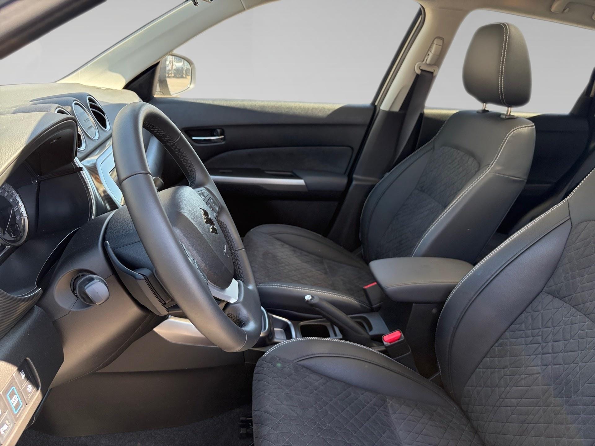 Suzuki Vitara VITARA GLX - Photo 3