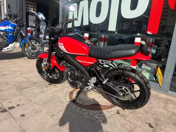 Yamaha XSR 125 Redline - Photo 2