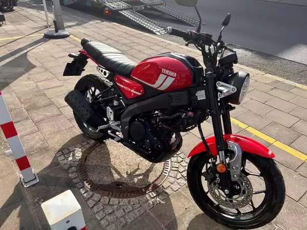 Yamaha XSR 125 Redline - Photo 3