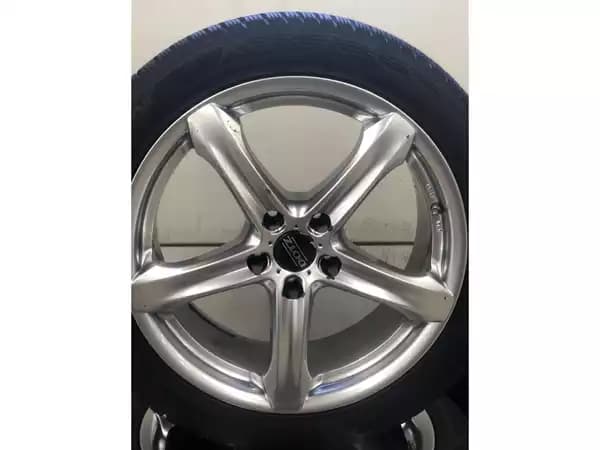 Jantes alu + Pneus hiver 18 235/45 R18 98V - Photo 2
