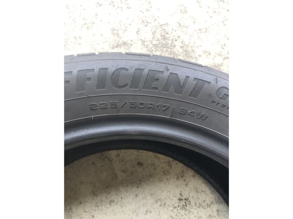 Pneus été 17 225/50 R17 94Y - Photo 3