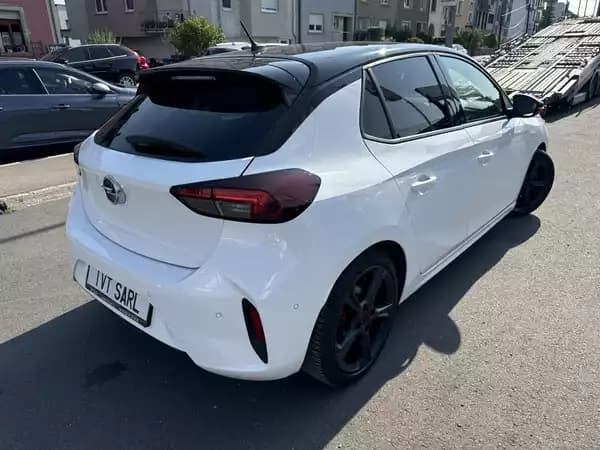 Opel Corsa GS 1.5 TURBO D MT6 102CV - Photo 3