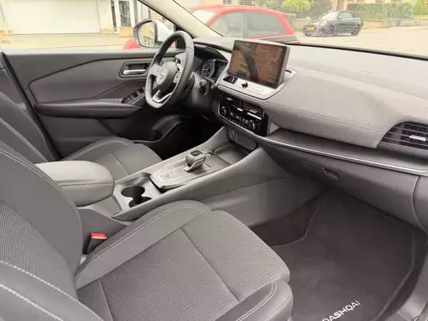 Nissan Qashqai 1.3 ACENTA 2WD 158CV Xtronic Mild-Hybrid - Photo 2