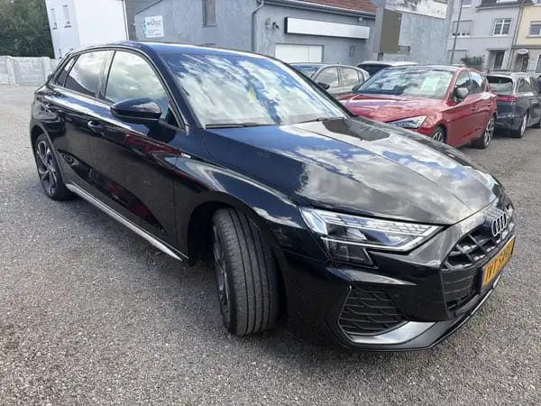 Audi A3 Sportback 35 TFSI S-LINE X2 150CV AUTO - Photo 2