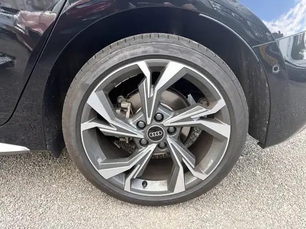 Audi A3 Sportback 35 TFSI S-LINE X2 150CV AUTO - Photo 3