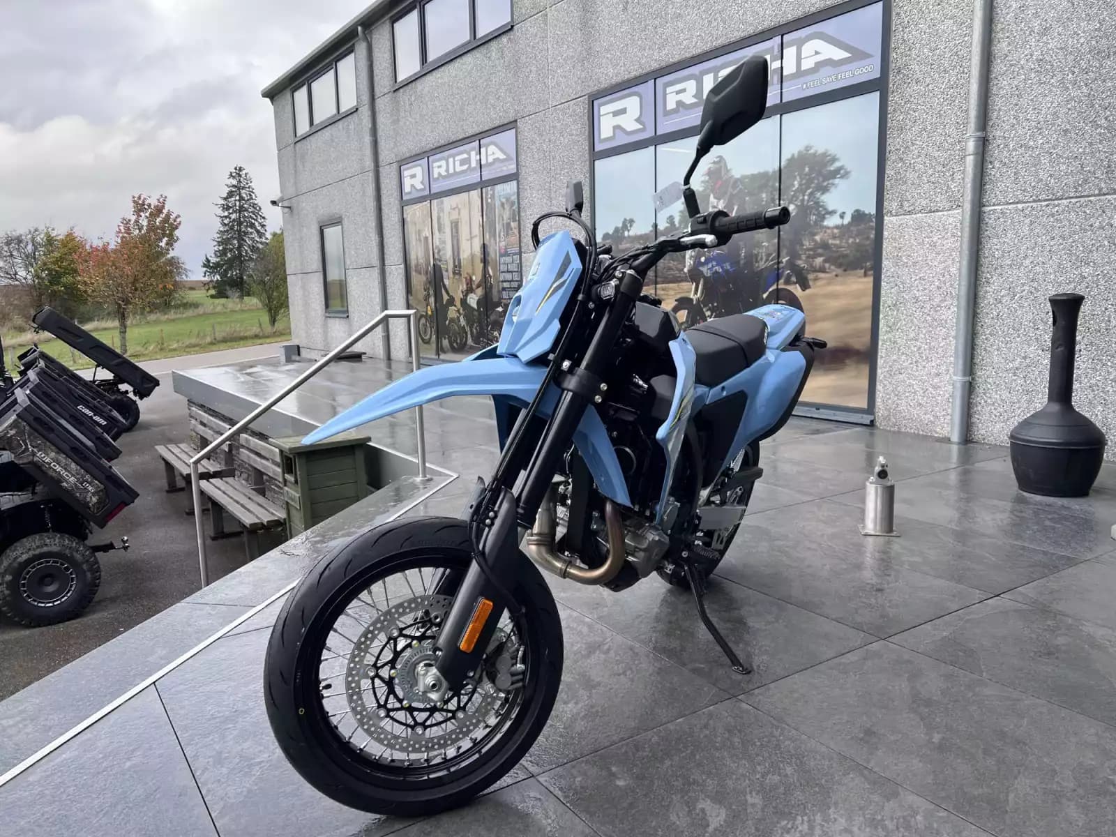 Suzuki DR-Z 400 Supermotard - Photo 1