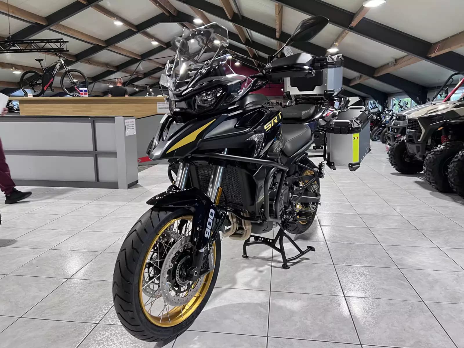 QJ Motor SRT 900 SX Touring - Photo 1