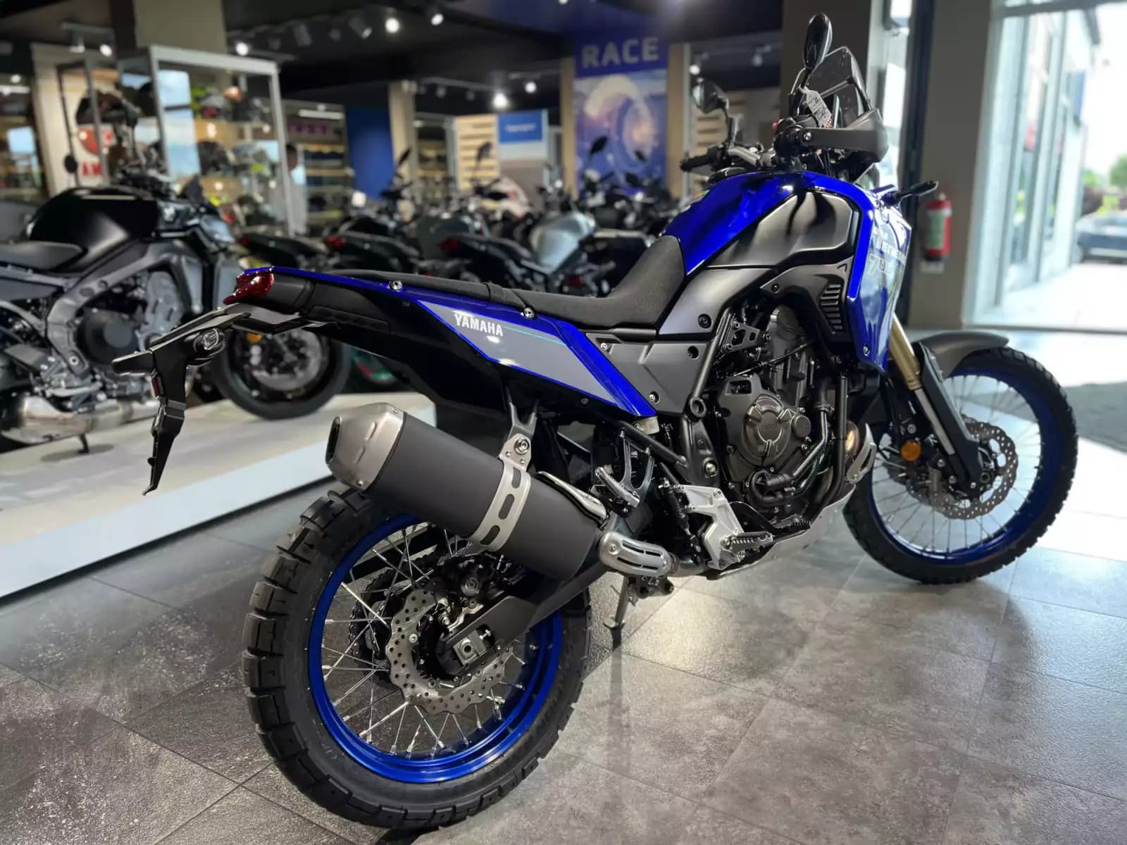 Yamaha XTZ 700 TENERE - Photo 1