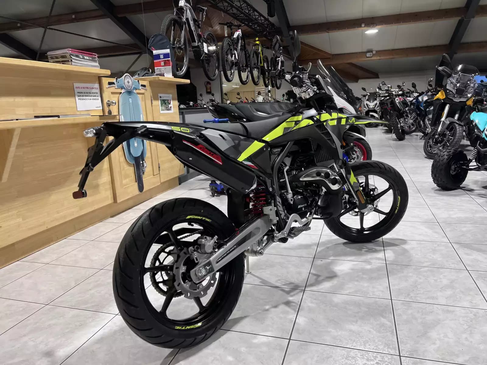 Fantic Motard 50 PERFORMANCE 2T - Photo 1