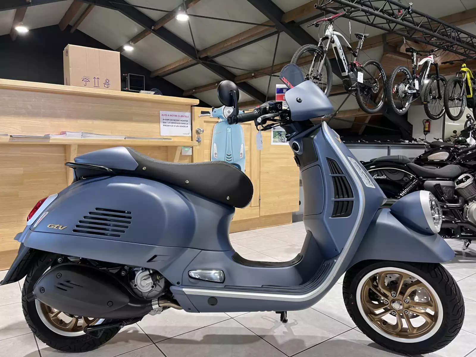 Vespa GTV 310 Officina 8 - Photo 1