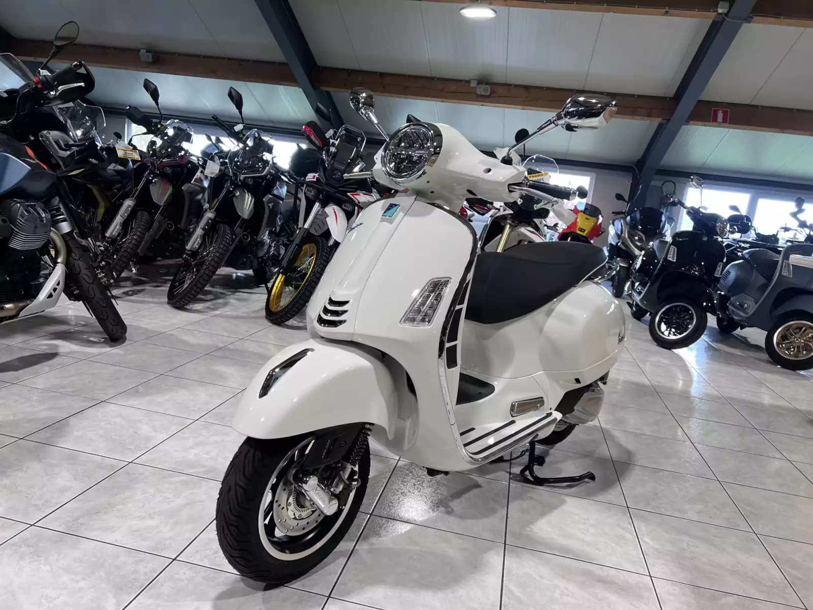 Vespa GTS Super Sport 310 - Photo 1