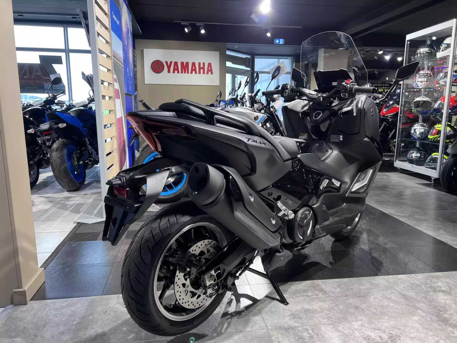 Yamaha TMAX 560 TECHMAX - Photo 1