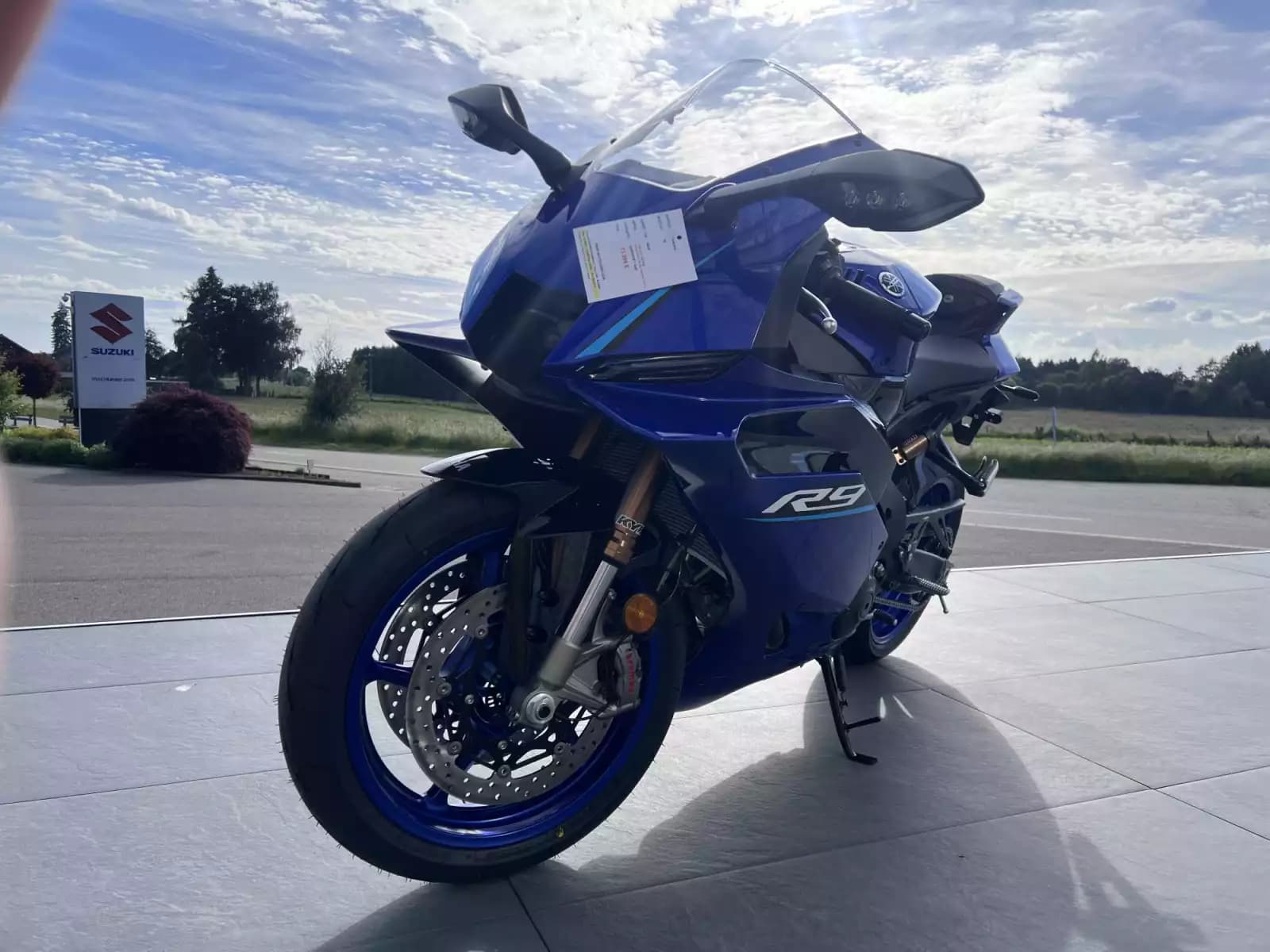 Yamaha R9 - Photo 1