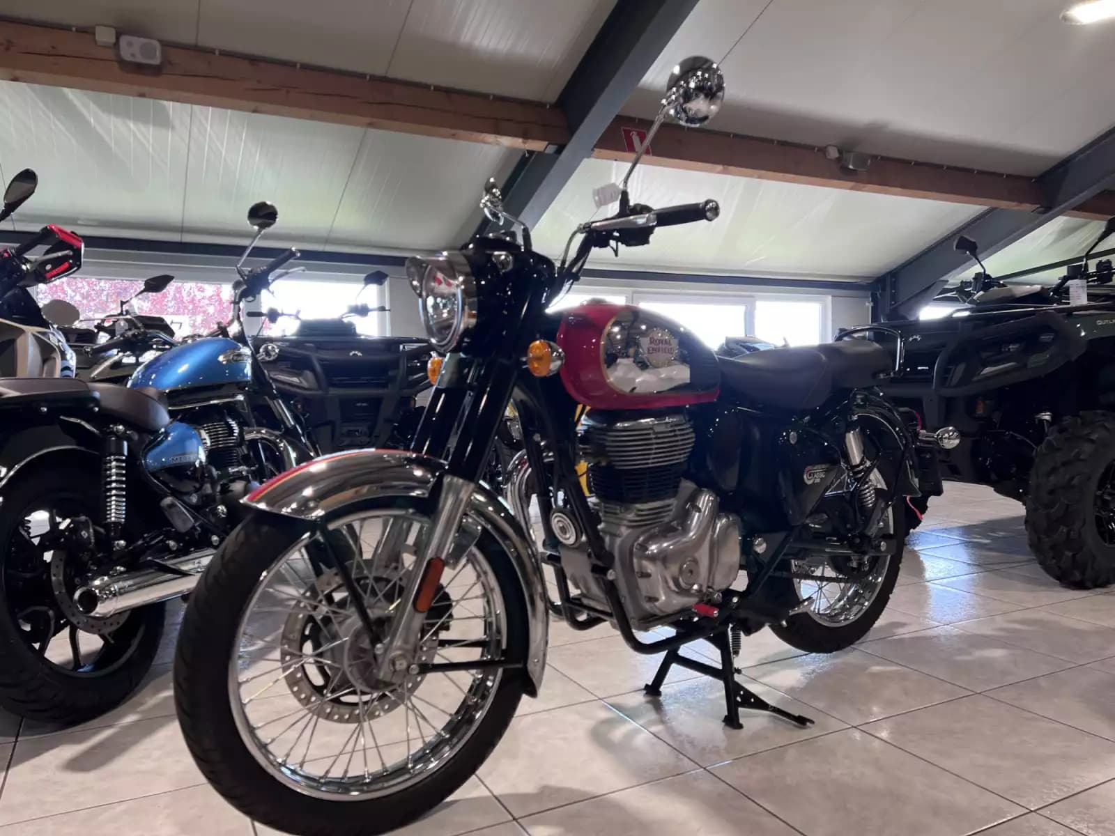Royal Enfield Classic 350 Chrome Red - Photo 1