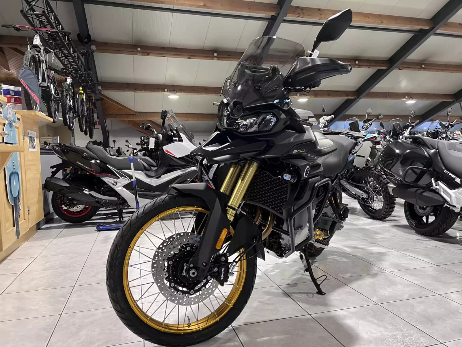 Voge DS 900 X - Photo 1