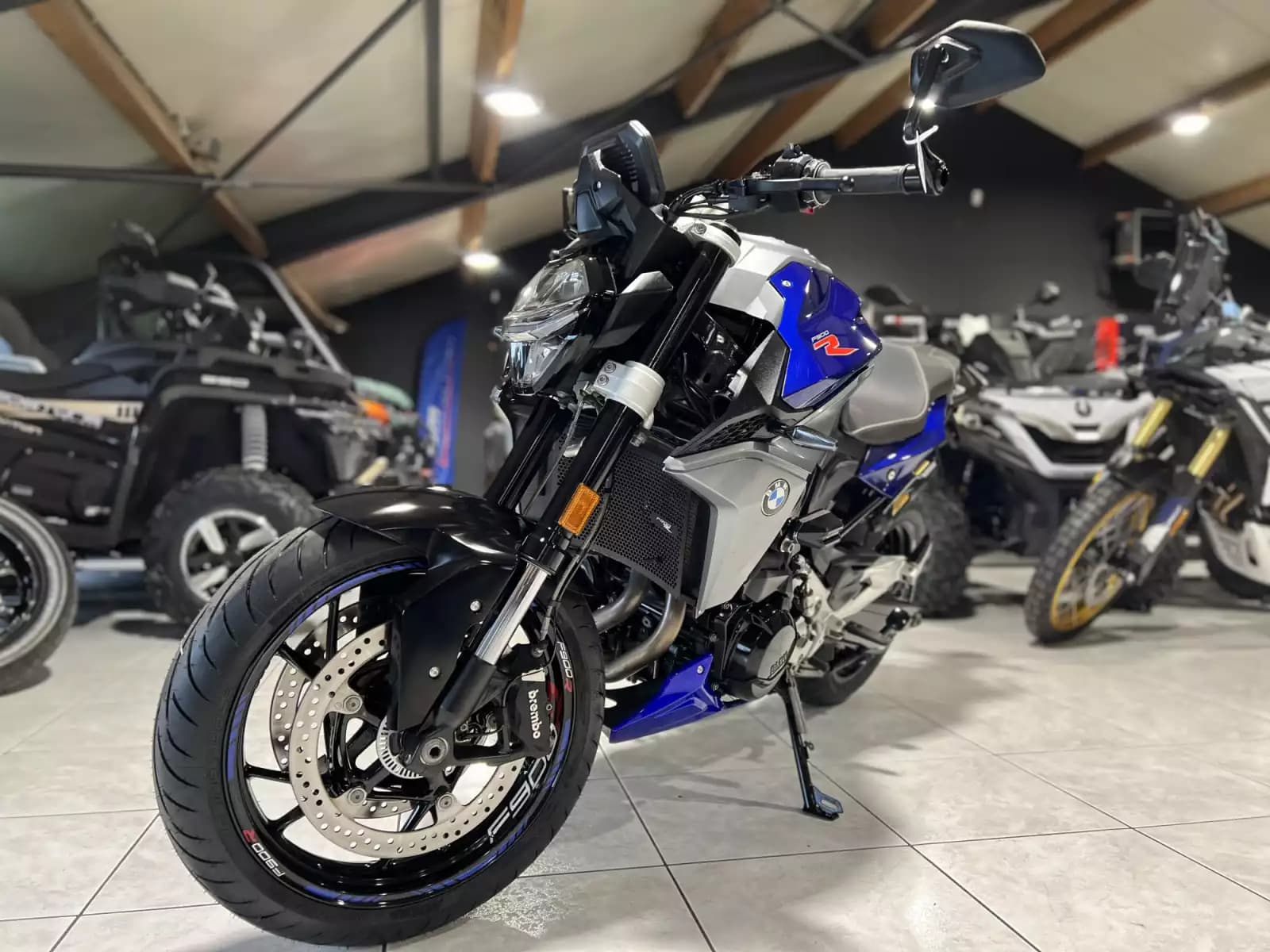 BMW F 900 R - Photo 1