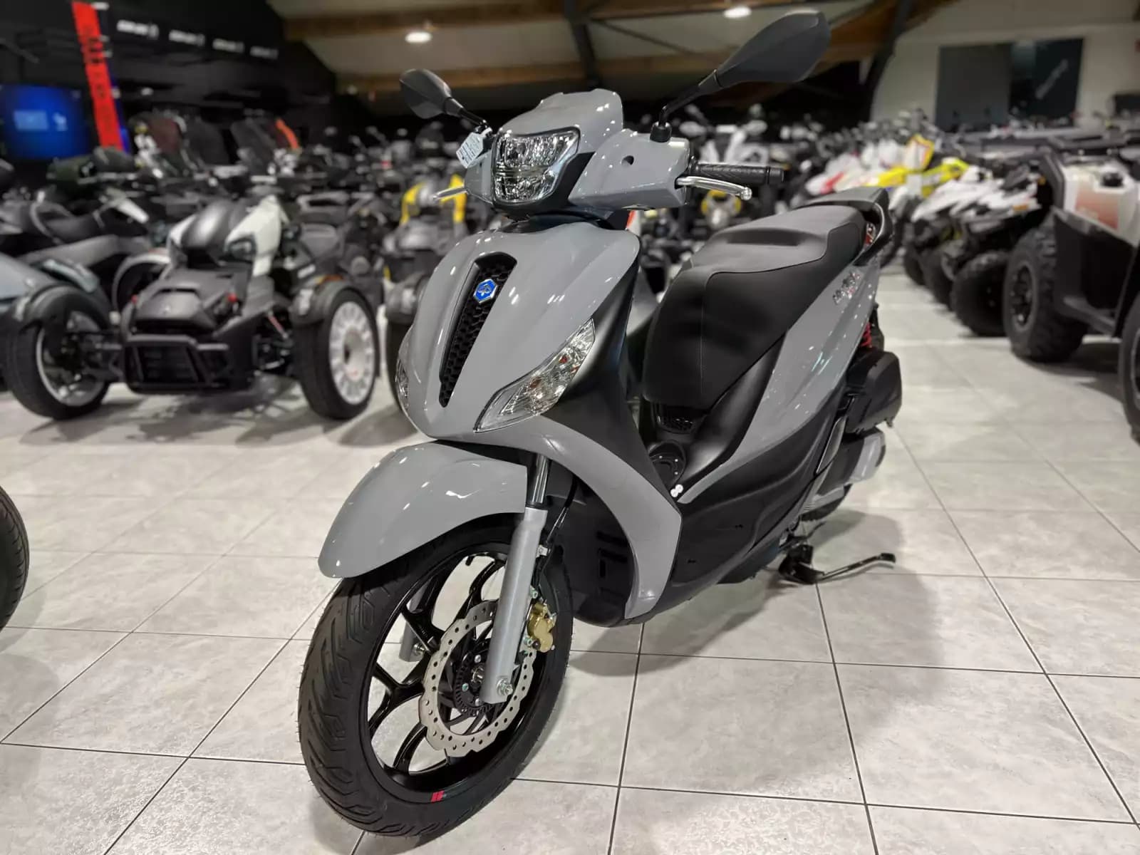 Piaggio Medley 125 S - Photo 1