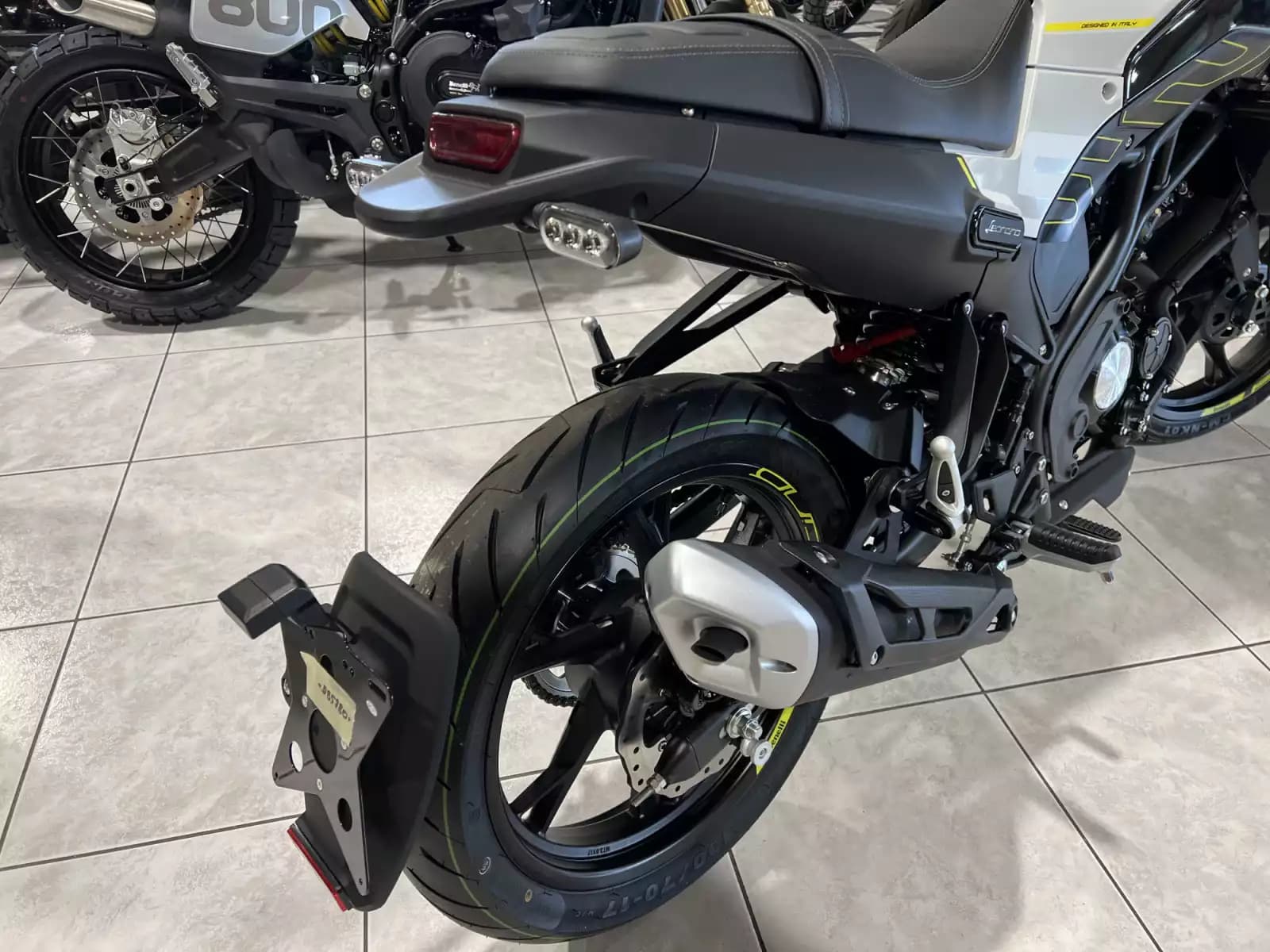 Benelli Leoncino 125 - Photo 1