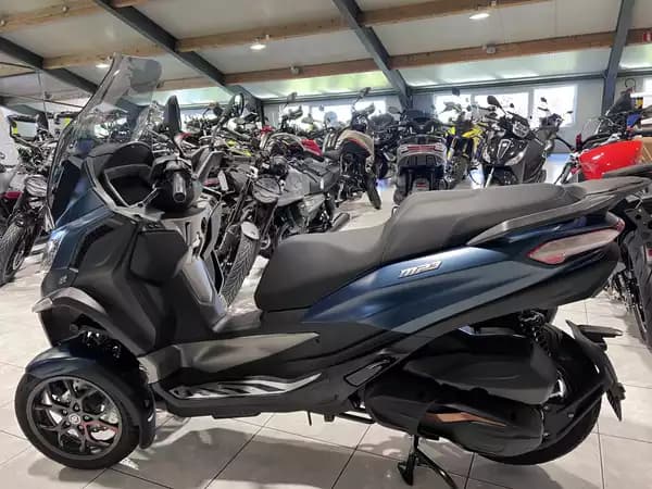 Piaggio MP3 530 - Photo 3