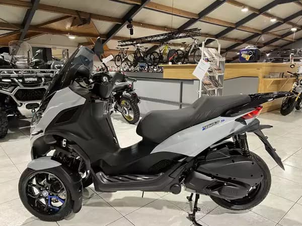 Piaggio MP3 310 - Photo 3