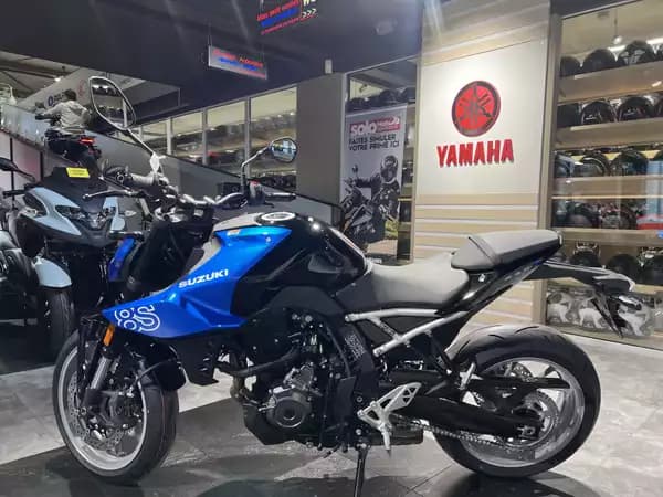 Suzuki GSX 8S - Photo 3