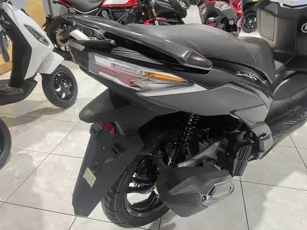 SYM Jet X 125 - Photo 2