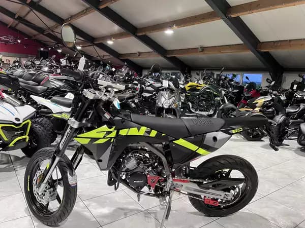 Fantic Motard 50 PERFORMANCE 2T - Photo 3