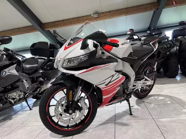 Aprilia RS 125 - Photo 2