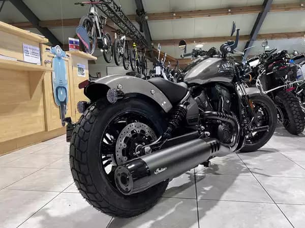 Indian Scout Bobber Ltd + Tech Heavy Metal - Photo 2