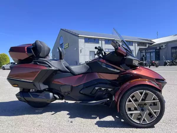 Can Am Spyder RT SEA TO SKY - Photo 2