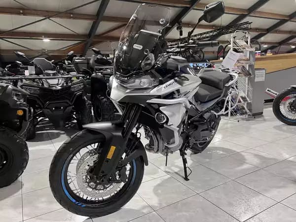 CF Moto 800 MT SPORT - Photo 2
