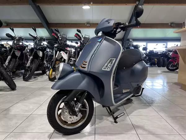 Vespa GTV 310 Officina 8 - Photo 2