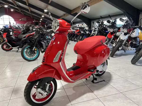 Vespa Primavera 50 RED classe B 45 Km/h - Photo 2