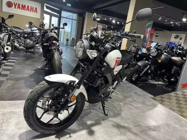 Yamaha XSR 125 - Photo 2