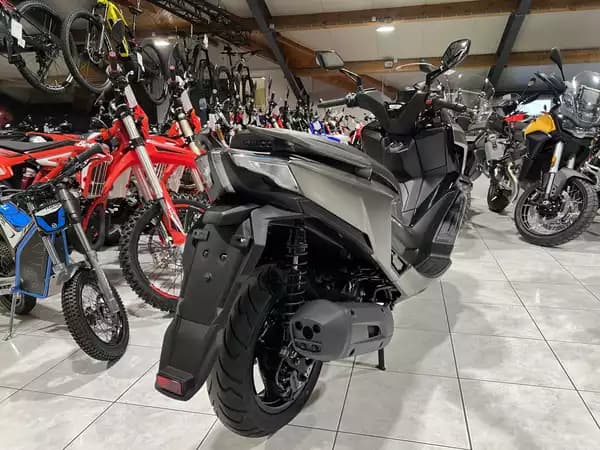 Kymco Downtown 125i GT - Photo 2