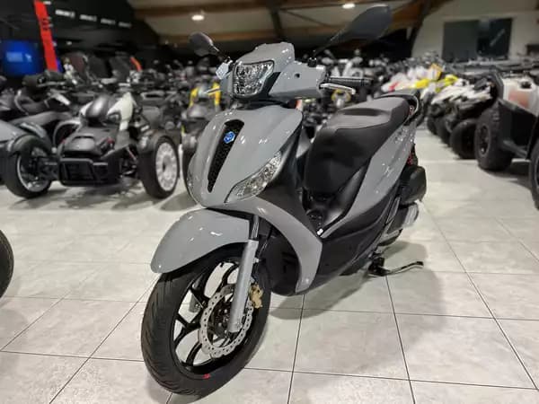 Piaggio Medley 125 S - Photo 2
