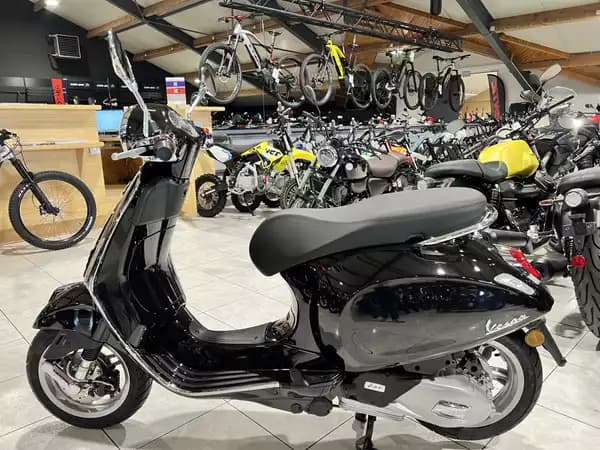 Vespa Primavera 125 E5 + - Photo 3