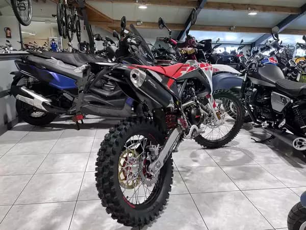 Fantic Enduro 125 4T XEF COMPETITION - Photo 2