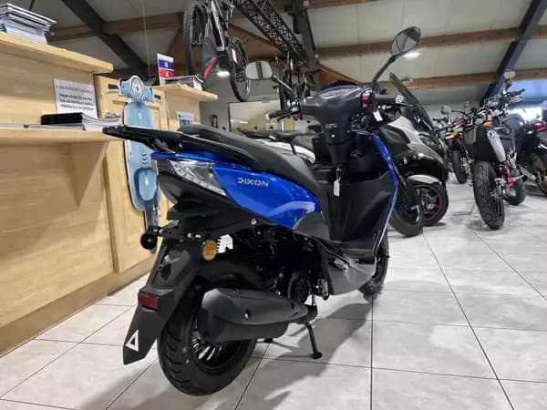 TNT Motor Dixon 10 CLASSE A 25 km/h - Photo 2