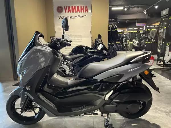 Yamaha NMAX Tech Max 125 - Photo 3